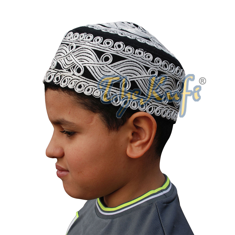 Topi Kufi Felt Rekaan Macramé Hitam Putih Buatan Tangan