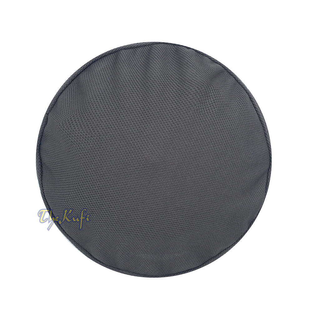 Topi Kufi Bulat Dua Warna Madun Abu-abu Tua dan Hitam dengan Ventilasi