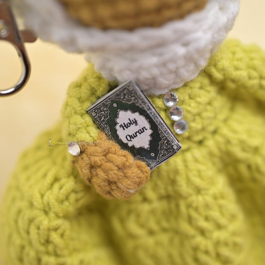 Gantungan Kunci Boneka Quran Cuties Buatan Tangan – Gantungan Kunci Amigurumi Islami Rajutan Katun Hijau, Hadiah Hiasan Tas Boneka Hijab Lucu