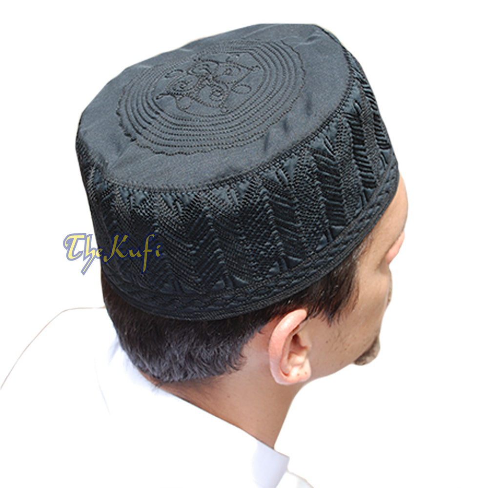Topi Kufi 3 inci Bersulam Kain Hitam Cantik