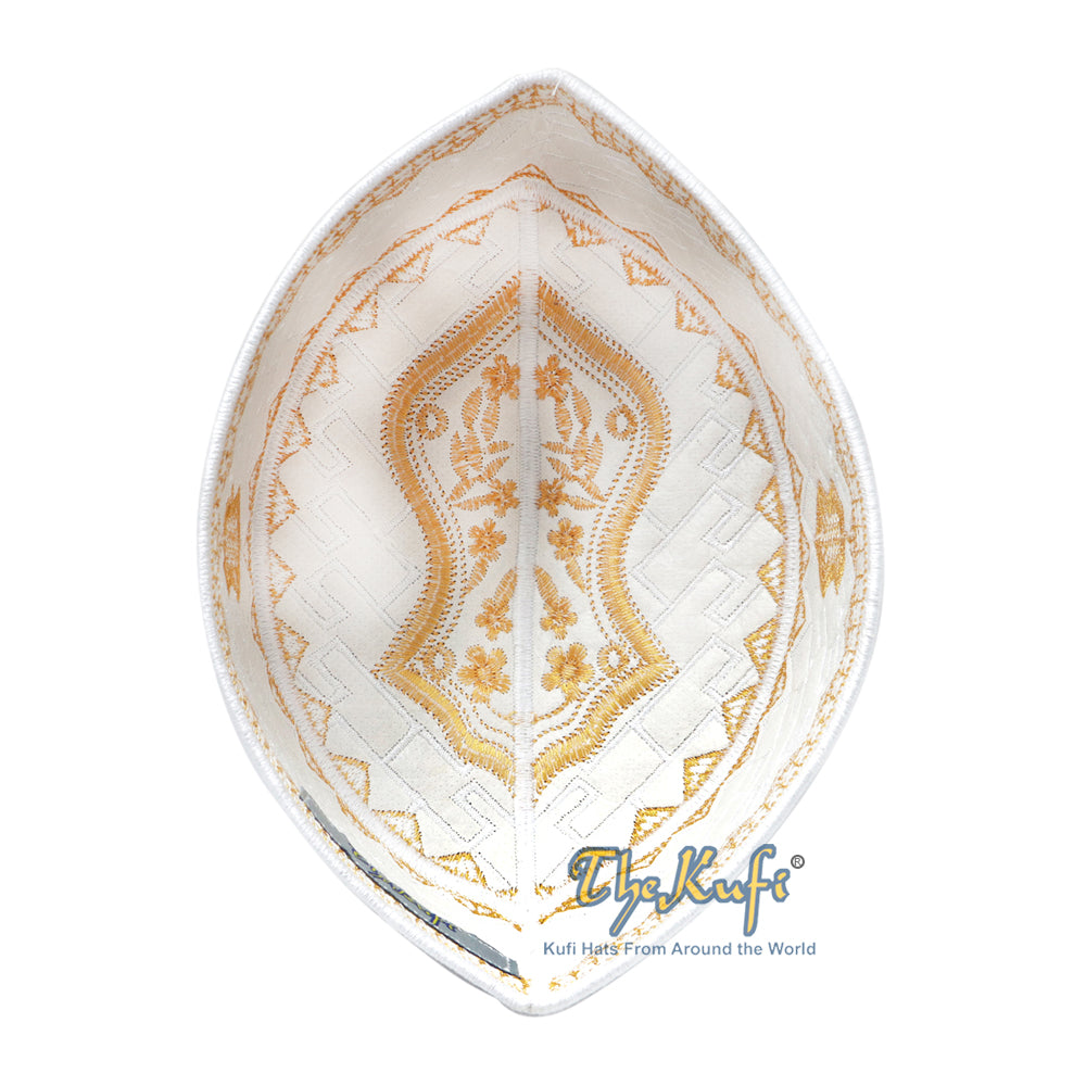 Topi Kufi Sandal Bertekstur Putih dan Emas Sulam