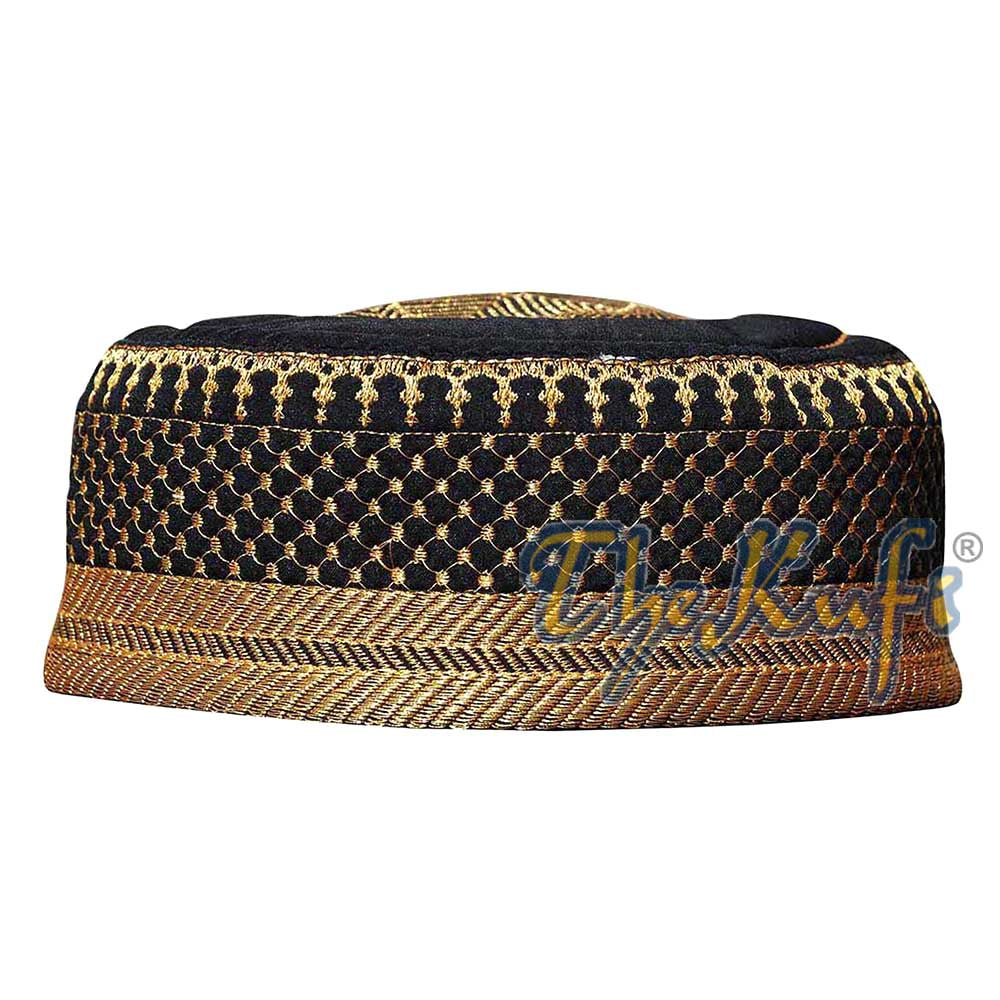Topi Empuk Hitam dengan Sulaman Emas Unik