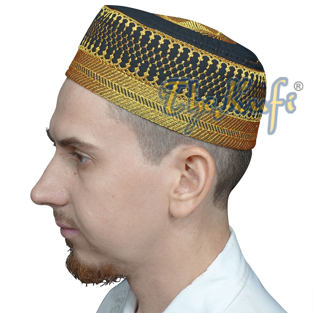 Topi Empuk Hitam dengan Sulaman Emas Unik