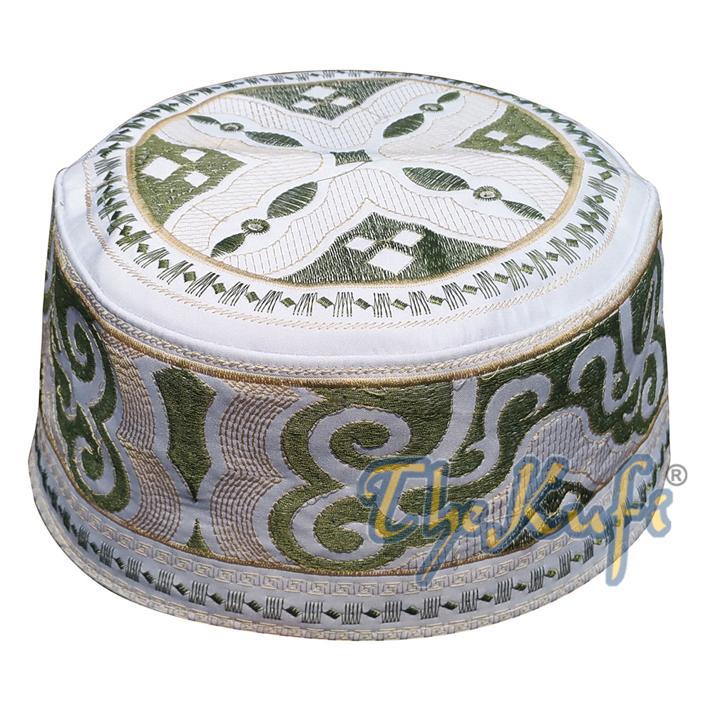 Topi Kufi Bordir Islami Oman Dasar Putih dengan Bordir Krim Hijau Zaitun