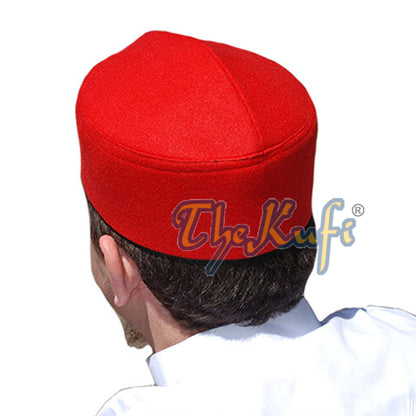 Buatan Tangan Runcing Top Red Faux Felt Kufi