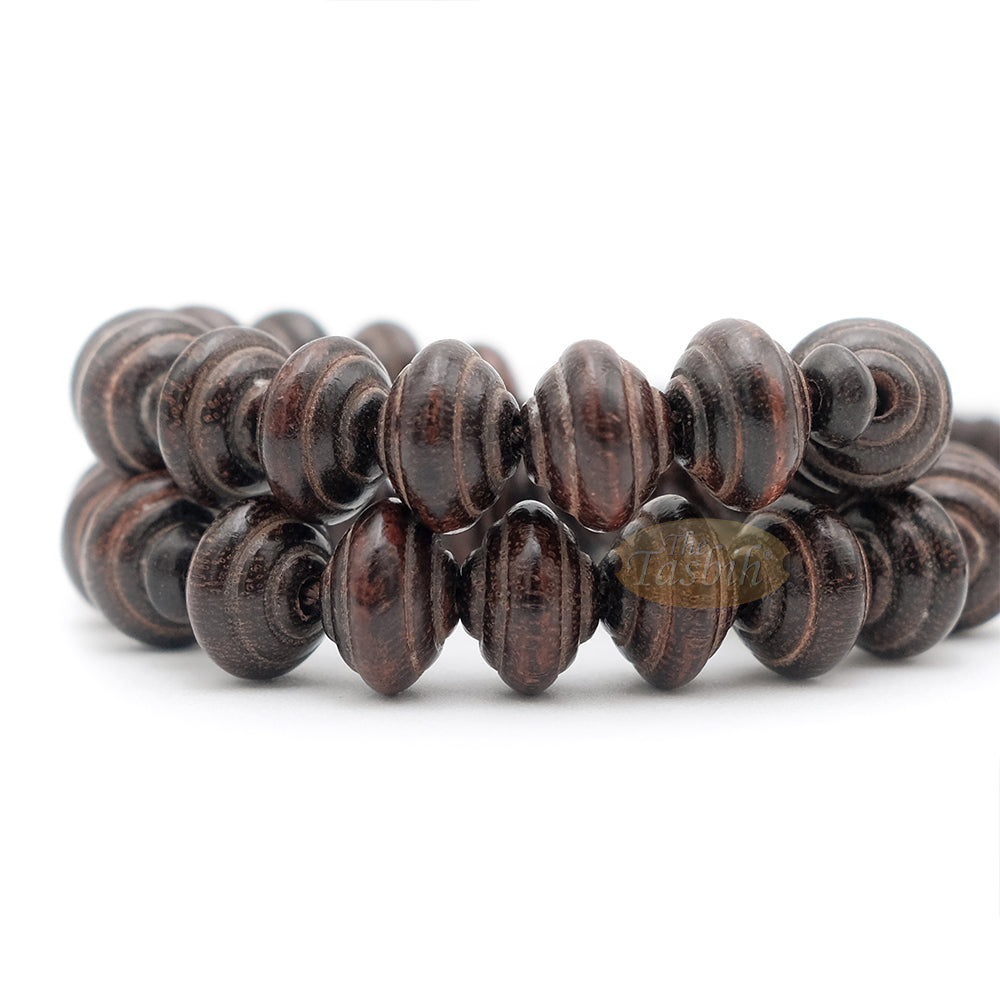 Misbaha Kayu Asam Jawa 8x11 mm - Tasbih Tasbih Berbentuk Piring Muslim 33 Butir Buatan Tangan - Tasbih Islami Asli Warna Coklat Tua dalam Kotak Hadiah