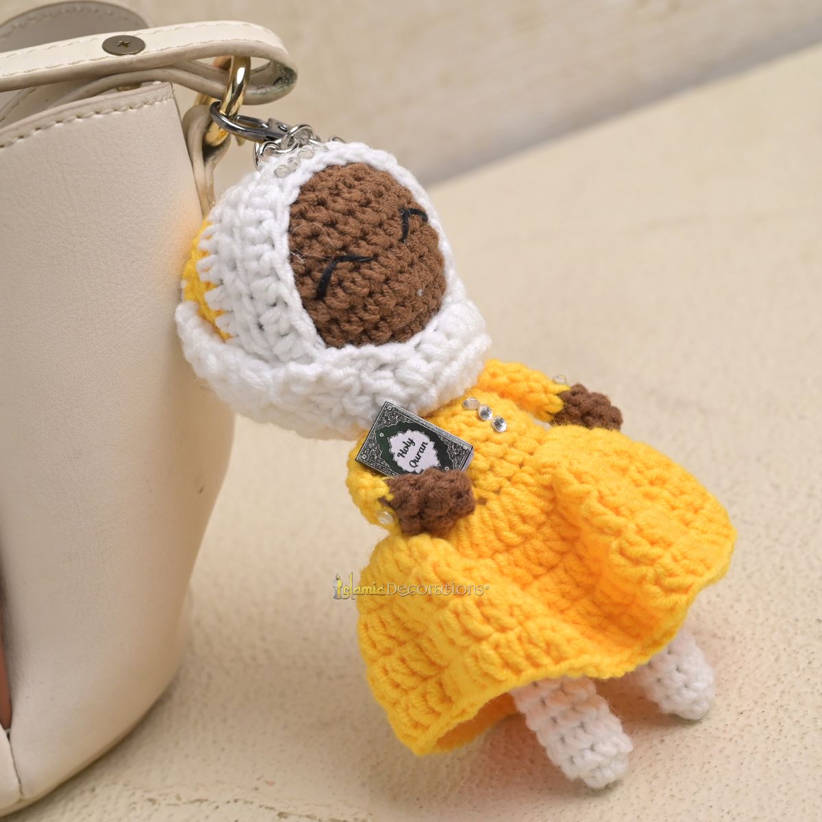 Quran Cuties Dolls Keychain Handmade – Yellow Cotton Crochet Islamic Amigurumi Keyring, Cute Hijab Doll Bag Charm Gift