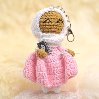 Quran Cuties Dolls Keychain Handmade – Pink Cotton Crochet Islamic Amigurumi Keyring, Cute Hijab Doll Bag Charm Gift
