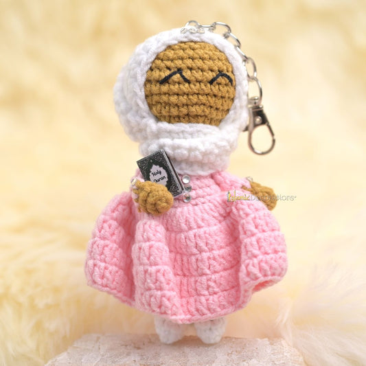 Quran Cuties Dolls Keychain Handmade – Pink Cotton Crochet Islamic Amigurumi Keyring, Cute Hijab Doll Bag Charm Gift