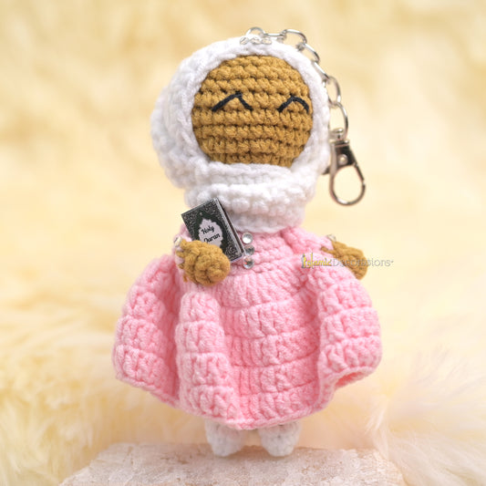 Quran Cuties Dolls Keychain Handmade – Pink Cotton Crochet Islamic Amigurumi Keyring, Cute Hijab Doll Bag Charm Gift