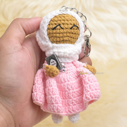 Quran Cuties Dolls Keychain Handmade – Pink Cotton Crochet Islamic Amigurumi Keyring, Cute Hijab Doll Bag Charm Gift