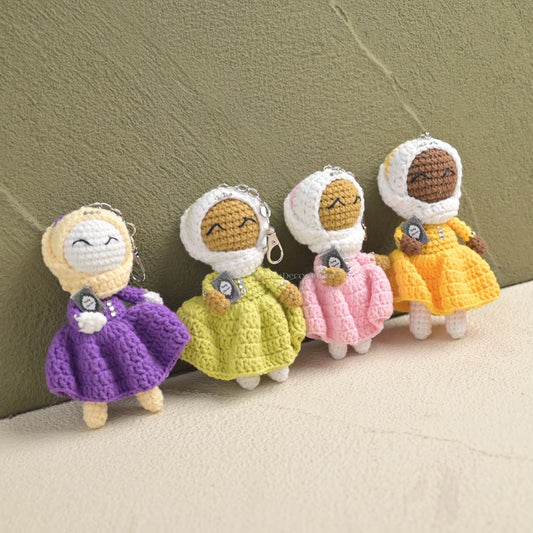 Set-4 Quran Cuties Dolls Keychain Handmade – Cotton Crochet Islamic Amigurumi Keyring, Cute Hijab Doll Bag Charm Gift